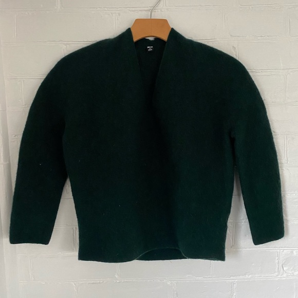 Uniqlo WOOL sweater - Picture 4 of 7